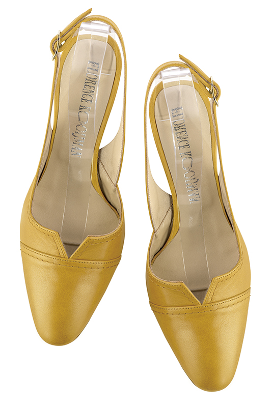 Mustard yellow women's slingback shoes. Round toe. Medium block heels. Top view - Florence KOOIJMAN